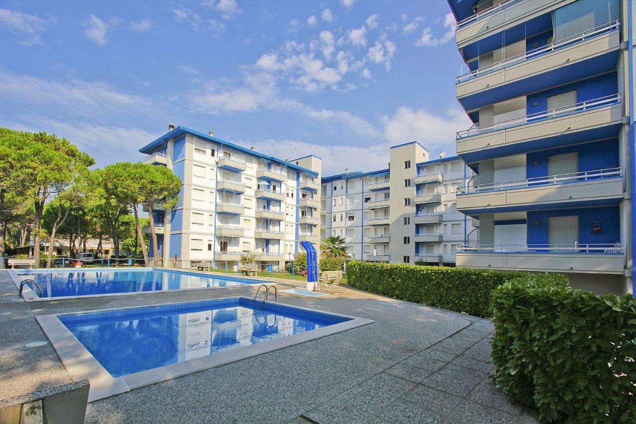 Althea Apartment Lignano Sabbiadoro Exterior photo